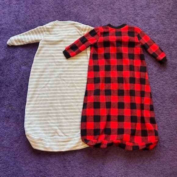 Carter's fleece sleep sacks (x2) - 6-9 Months - Picture 4 of 4